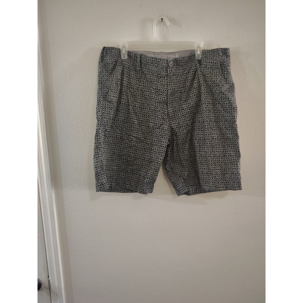 Aeropostale Mens Geometric Diamond Print Chino Shorts Gray Black Size 38 Cotton